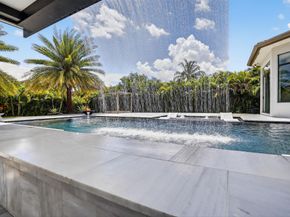 12360 NW 15th St, Plantation FL 33323