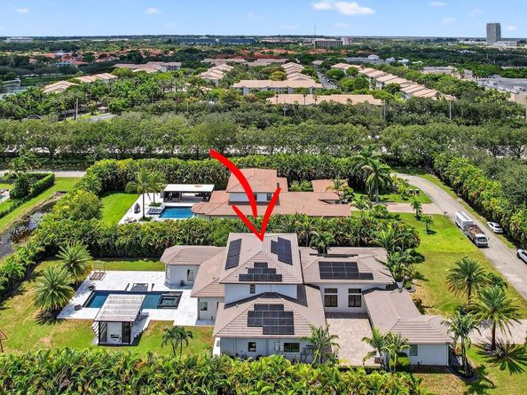 12360 NW 15th St, Plantation FL 33323
