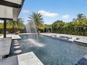 12360 NW 15th St, Plantation FL 33323