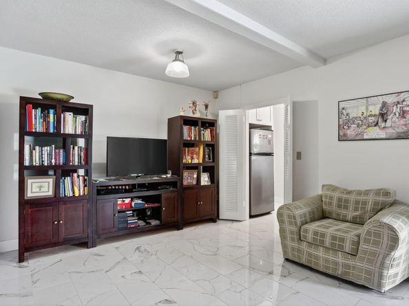 Undisclosed Address #FX-10523357, Coral Springs FL 33065