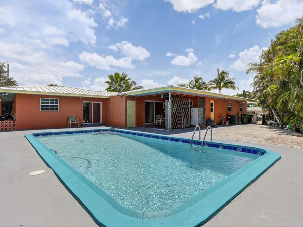 Undisclosed Address #FX-10523357, Coral Springs FL 33065