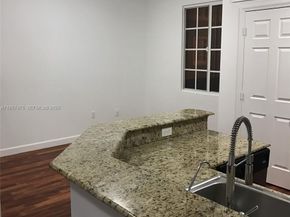 2821 NE 185th Street 408, Aventura FL 33180