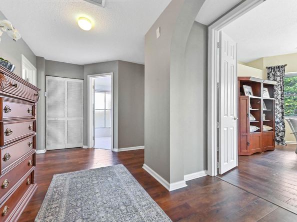 2256 Ridgewood Court, Royal Palm Beach FL 33411