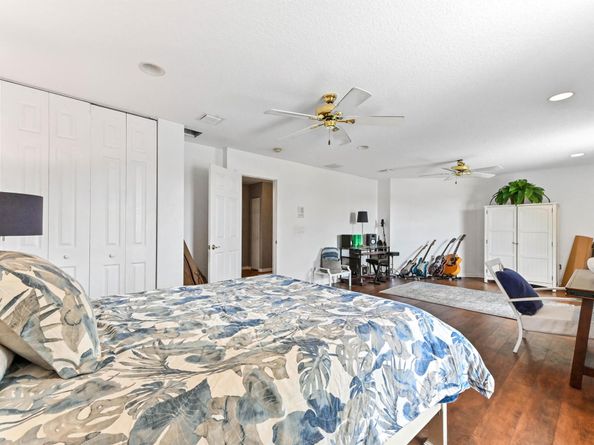2256 Ridgewood Court, Royal Palm Beach FL 33411