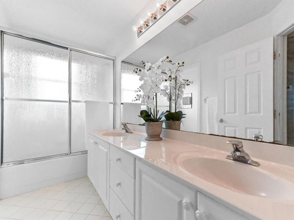2256 Ridgewood Court, Royal Palm Beach FL 33411