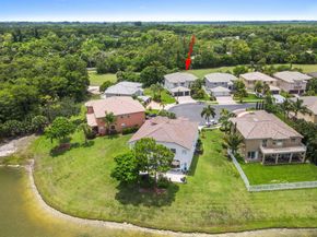 2256 Ridgewood Court, Royal Palm Beach FL 33411