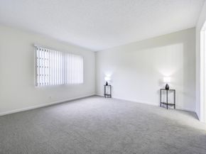 4700 Lucerne Lakes Boulevard 308, Lake Worth FL 33467