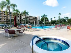 4700 Lucerne Lakes Boulevard 308, Lake Worth FL 33467