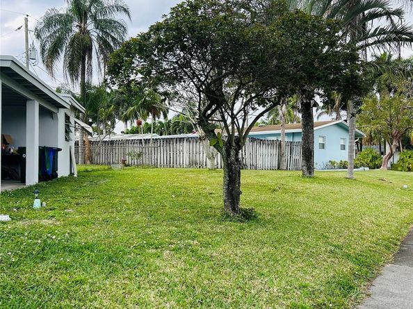 1521 NW 62nd terr, Margate FL 33063