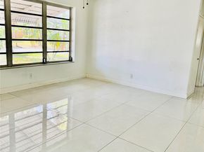 1521 NW 62nd terr, Margate FL 33063