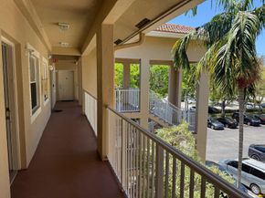 2941 Riverside Dr 303, Coral Springs FL 33065