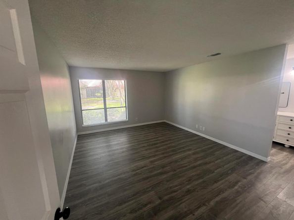 5975 Forest Grove Drive 2, Boynton Beach FL 33437