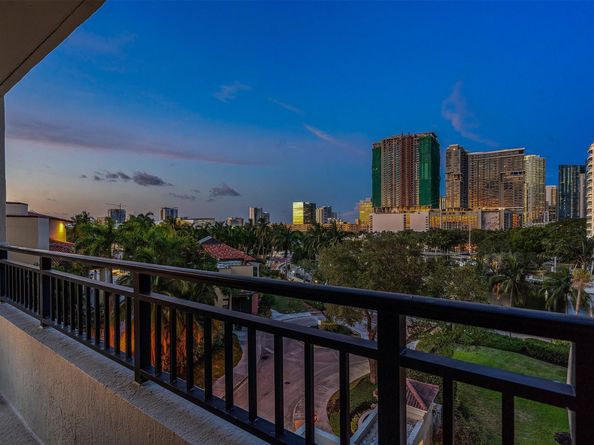 610 W Las Olas Blvd 517, Fort Lauderdale FL 33312