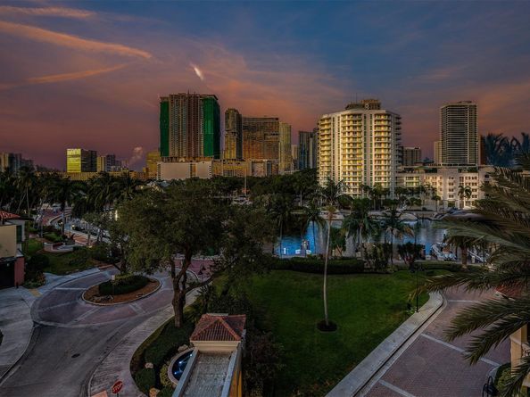 610 W Las Olas Blvd 517, Fort Lauderdale FL 33312