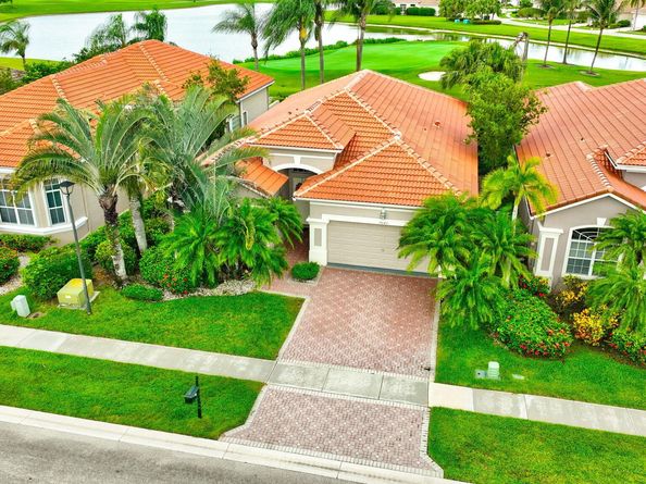 7043 Southport Drive, Boynton Beach FL 33472