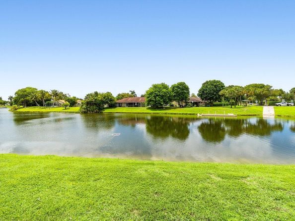 12744 Westhampton Circle, Wellington FL 33414