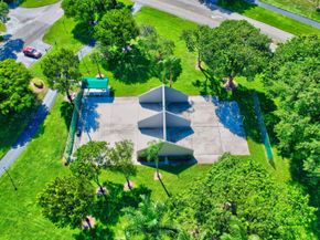 8129 Springtree Road, Boca Raton FL 33496