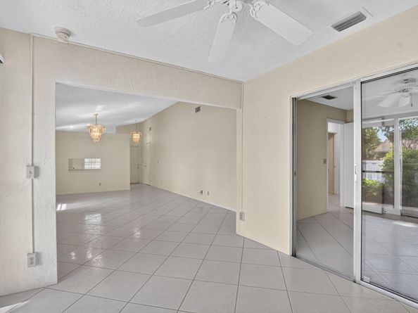 8129 Springtree Road, Boca Raton FL 33496