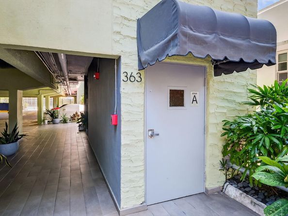 363 Washington Avenue 32, Miami Beach FL 33139