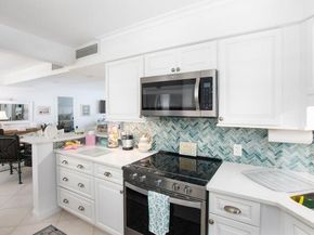 132 Lakeshore 617 Drive E 617, North Palm Beach FL 33408