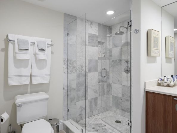 2650 Lake Shore Drive 1602, Riviera Beach FL 33404