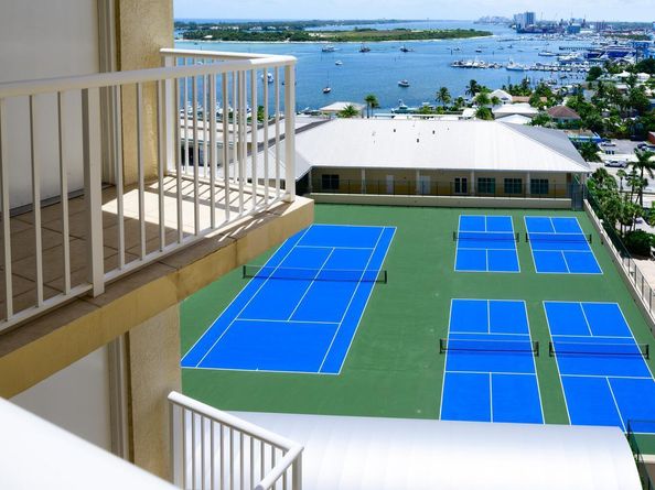 2650 Lake Shore Drive 1602, Riviera Beach FL 33404