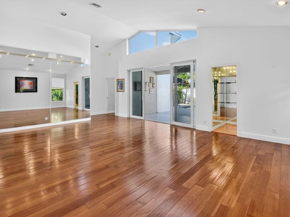 2151 NW 60th Circle, Boca Raton FL 33496