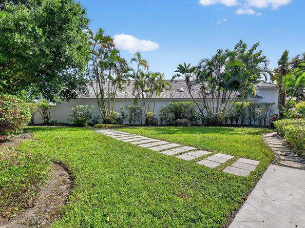 2151 NW 60th Circle, Boca Raton FL 33496