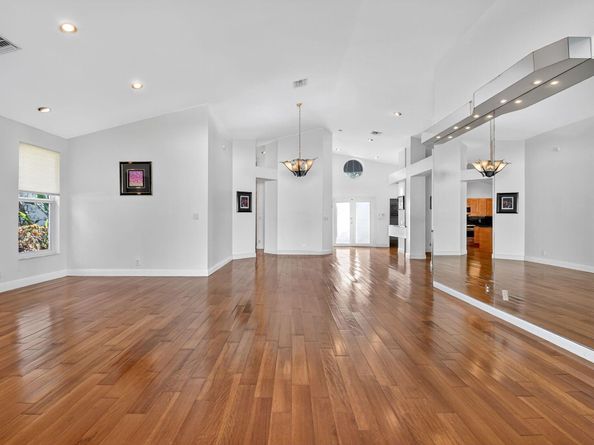 2151 NW 60th Circle, Boca Raton FL 33496