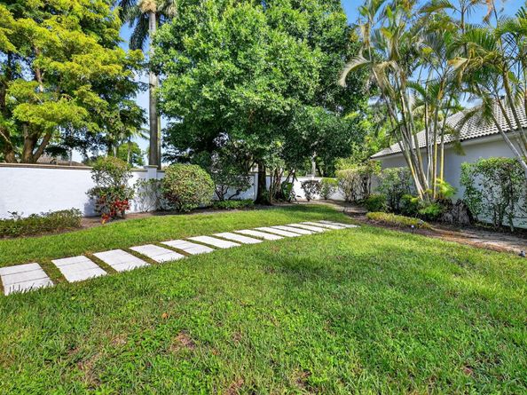 2151 NW 60th Circle, Boca Raton FL 33496