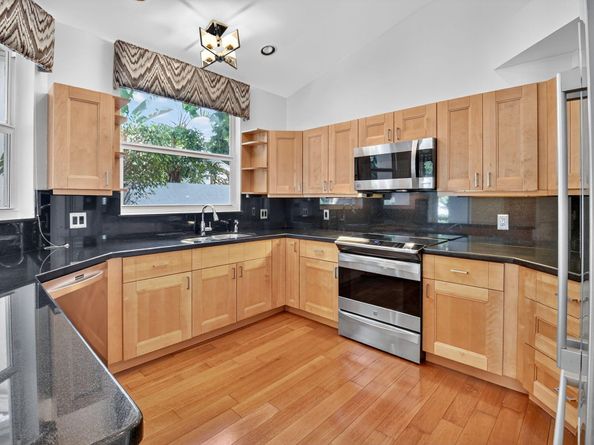 2151 NW 60th Circle, Boca Raton FL 33496
