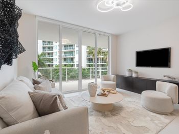 220 SE Mizner Boulevard