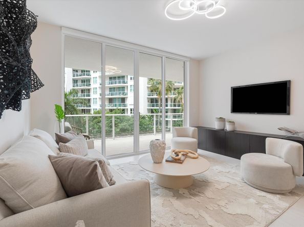 220 SE Mizner Boulevard 412, Boca Raton FL 33432