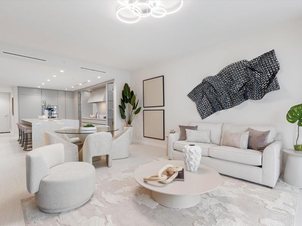 220 SE Mizner Boulevard 412, Boca Raton FL 33432