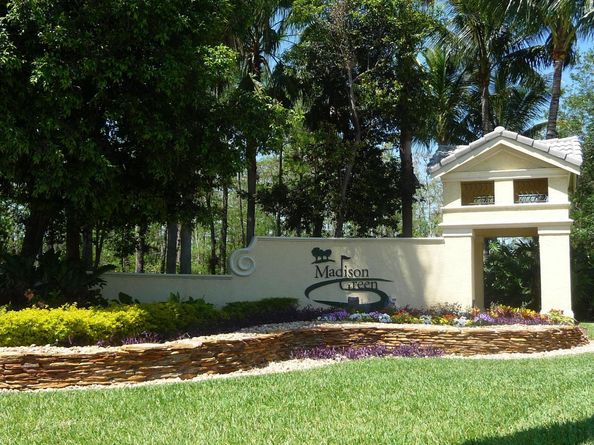 3020 Rockville Lane, Royal Palm Beach FL 33411