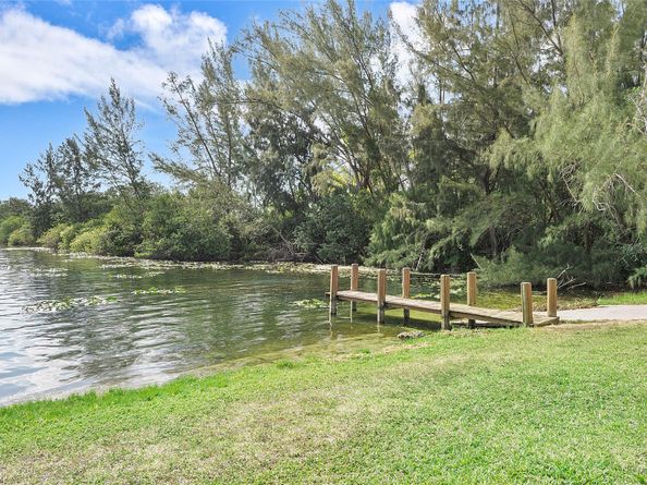 1367 SW 48th Ter, Deerfield Beach FL 33442