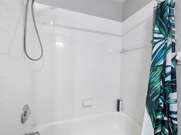 1367 SW 48th Ter, Deerfield Beach FL 33442