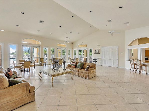 1367 SW 48th Ter, Deerfield Beach FL 33442