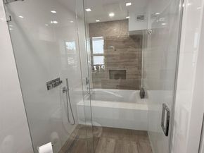 2085 NE 123rd St 2085, North Miami FL 33181