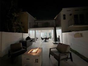 2085 NE 123rd St 2085, North Miami FL 33181
