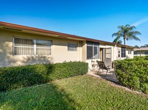 2852 W Crosley Drive W B, West Palm Beach FL 33415