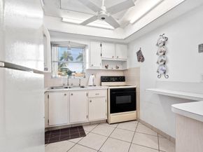 2852 W Crosley Drive W B, West Palm Beach FL 33415