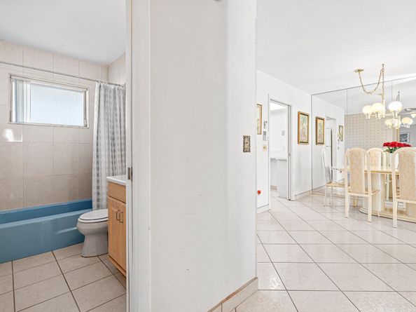 2852 W Crosley Drive W B, West Palm Beach FL 33415
