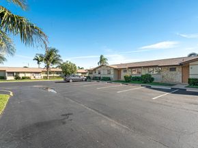 2852 W Crosley Drive W B, West Palm Beach FL 33415