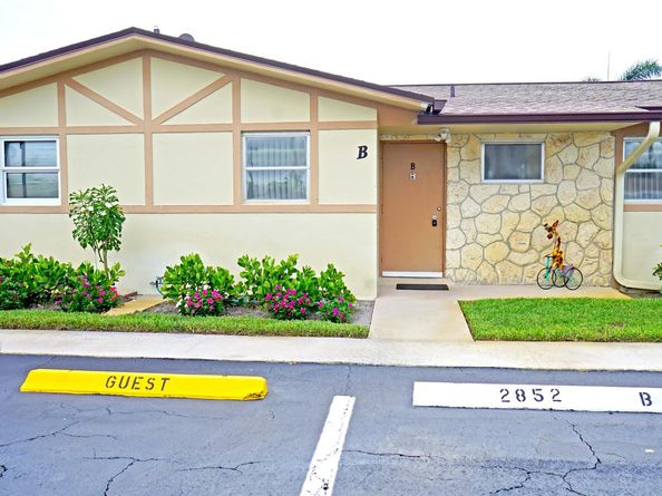 2852 W Crosley Drive W B, West Palm Beach FL 33415
