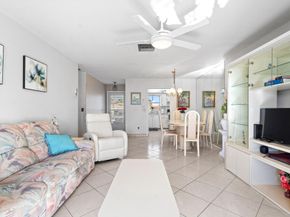 2852 W Crosley Drive W B, West Palm Beach FL 33415