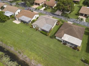 6370 Lakemont Circle, Greenacres FL 33463