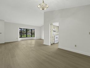 6370 Lakemont Circle, Greenacres FL 33463