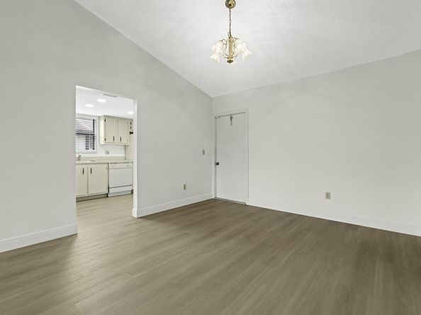 6370 Lakemont Circle, Greenacres FL 33463