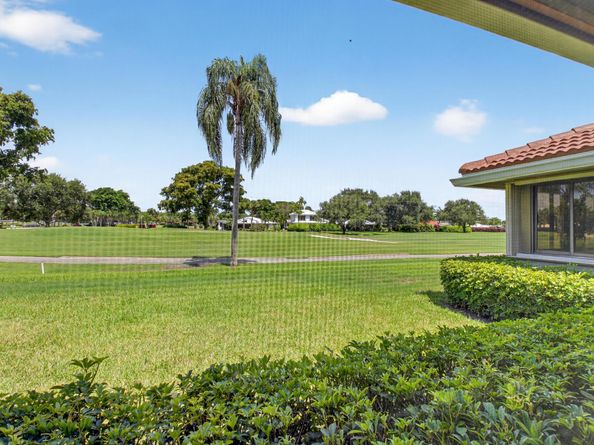 37 Glens Drive W, Boynton Beach FL 33436